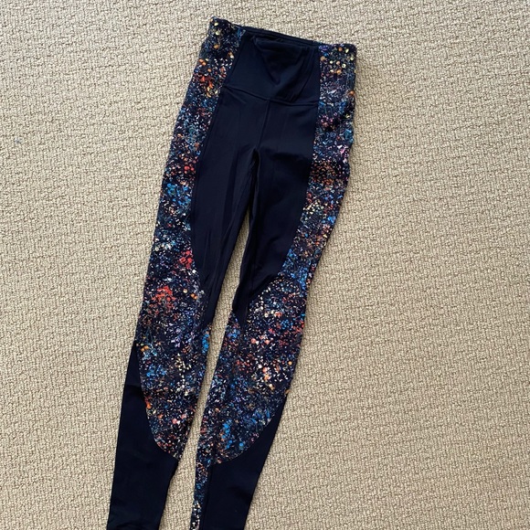 Lululemon Wake & Train Tight Flowerescent Multi - Picture 2 of 9